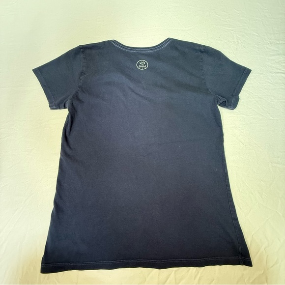 Life is Good short sleeve Vneck Blue Graphic Tee gardening boots size medium - Picture 3 of 6